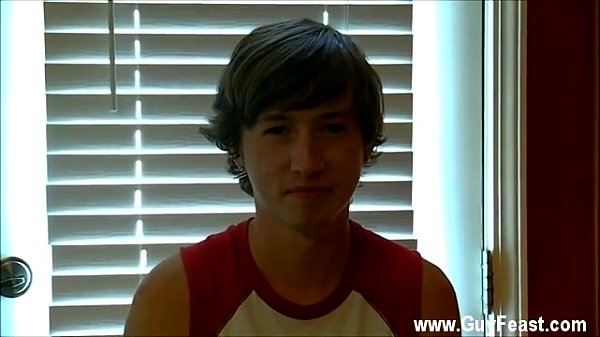 Amazing twinks I wonder what the man could taste that