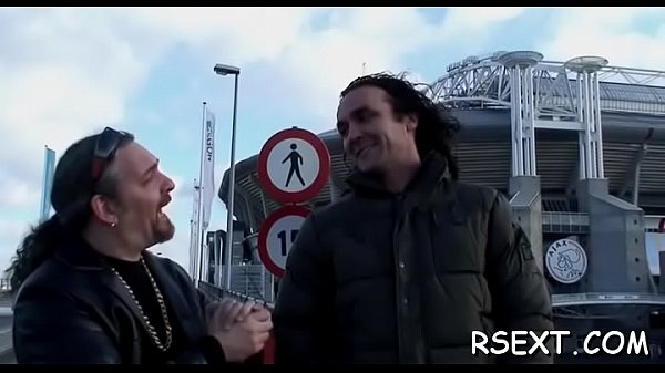 Girl gets shaved bawdy cleft licked