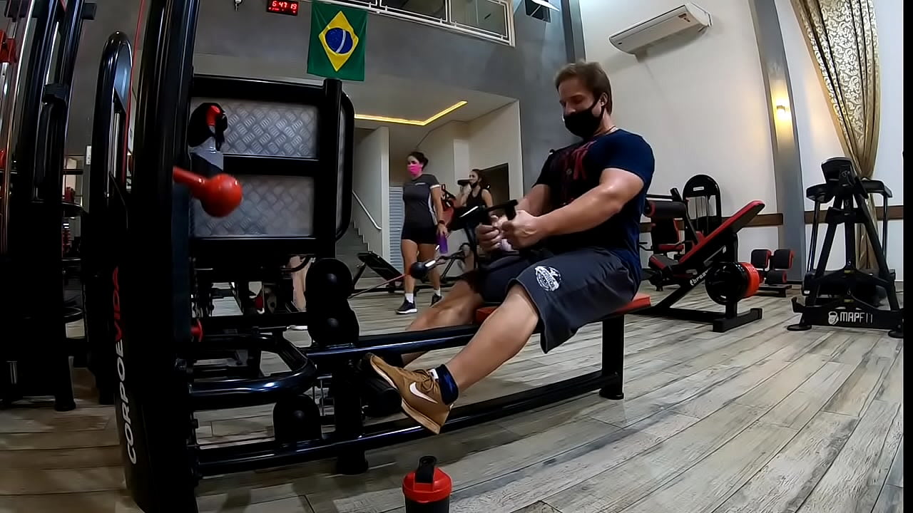 React do meu f&iacute;sico antes de competir sem usar AES em Maring&aacute;