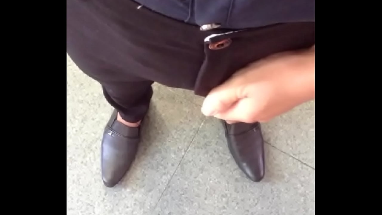 buỗi di lam ,,qu&ecirc;n mặt quần x&igrave;,,,kết qa.... la .......