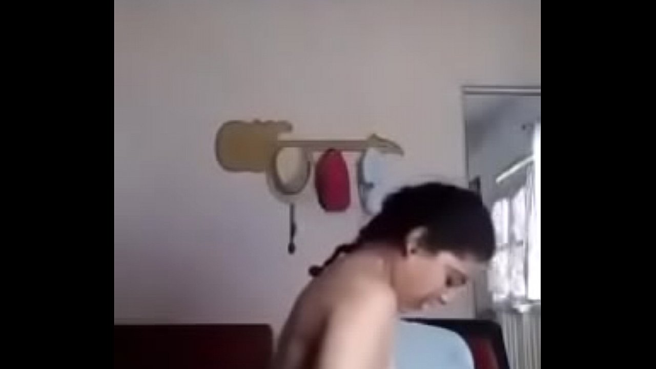 Vean su carita al sentir como le entra