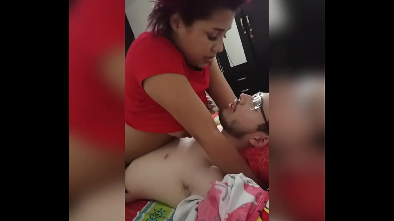 my friend shows me her intimate parts