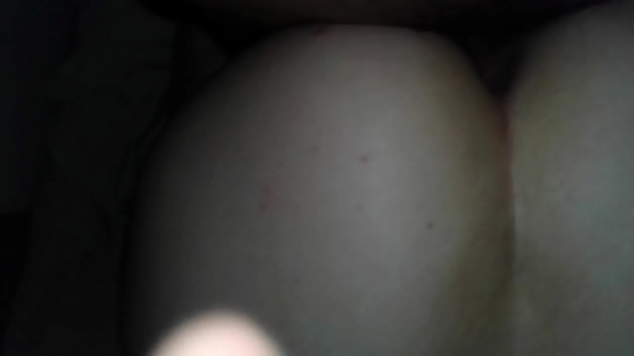 Culiando con mi novia y su lindo culo