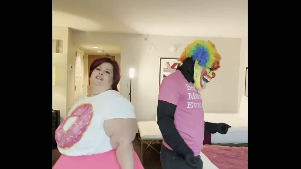 Clown   BBW Got Moves