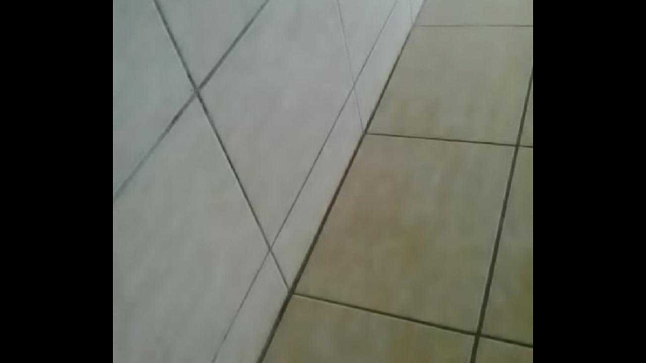 Squirt de una turrita de constitucion