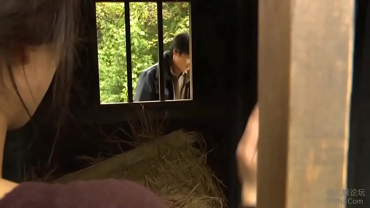 ภรรยาหนีสามีไปล่วงประเวณีในทุ่ง