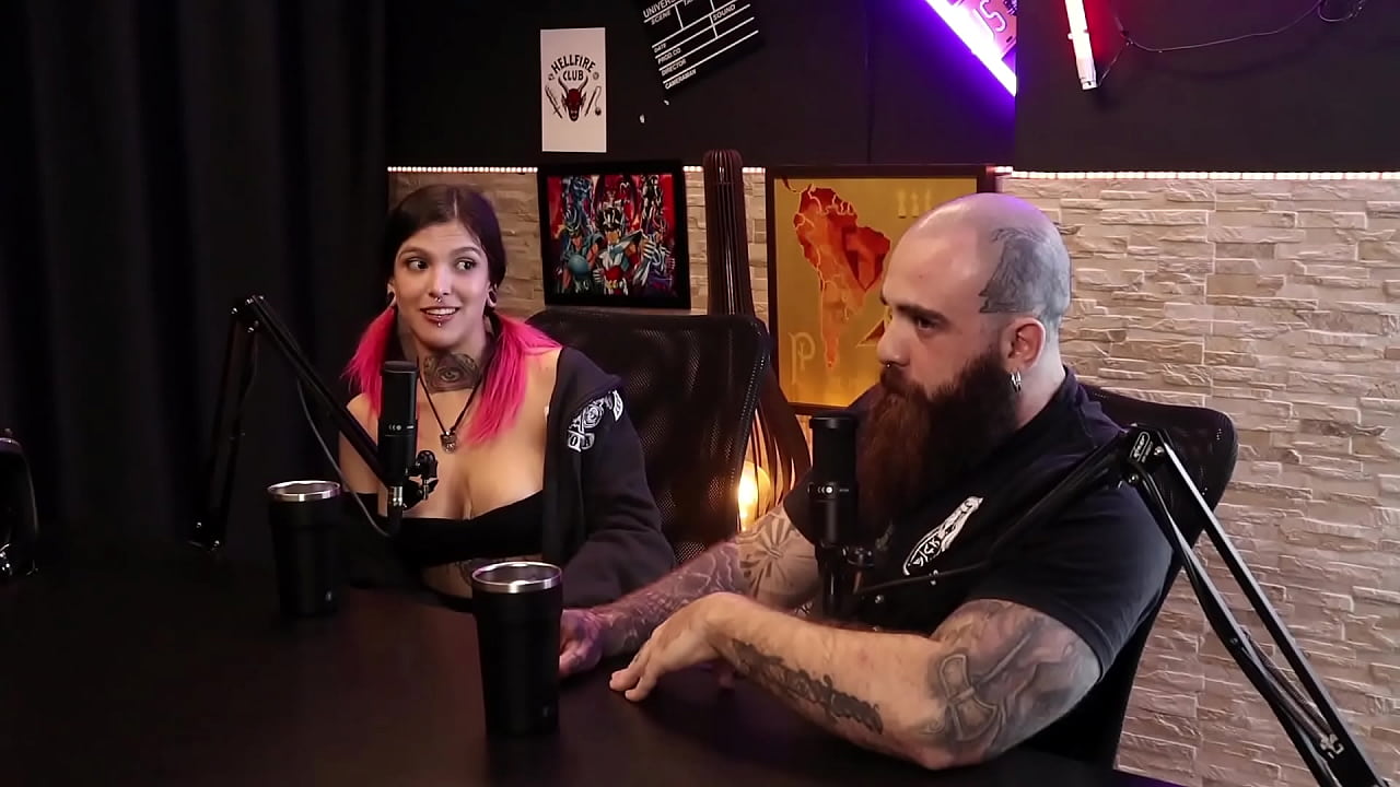 MELHORES MOMENTOS DO QWEEN E IRON BIKER NO SENSUAL CAST - PARTE 10 (WATCH ON: SHEER/RED)