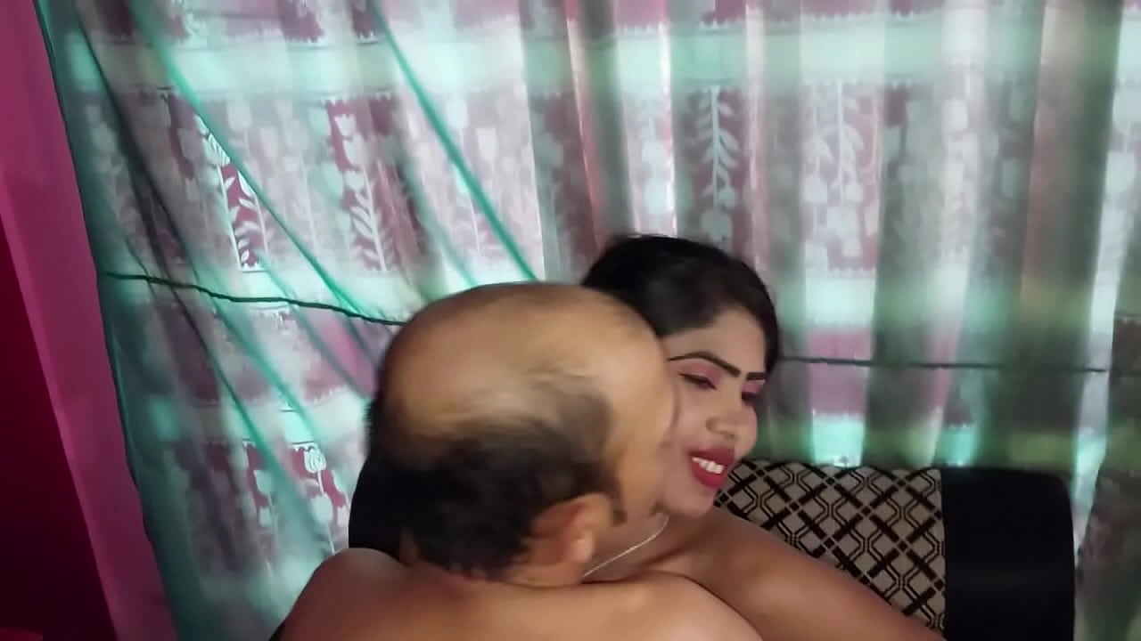 A sexy brunette in lingerie seduced a neighbor and he fucked her doggy-style and cum on her  tight pussy fuck sucking liking fucking