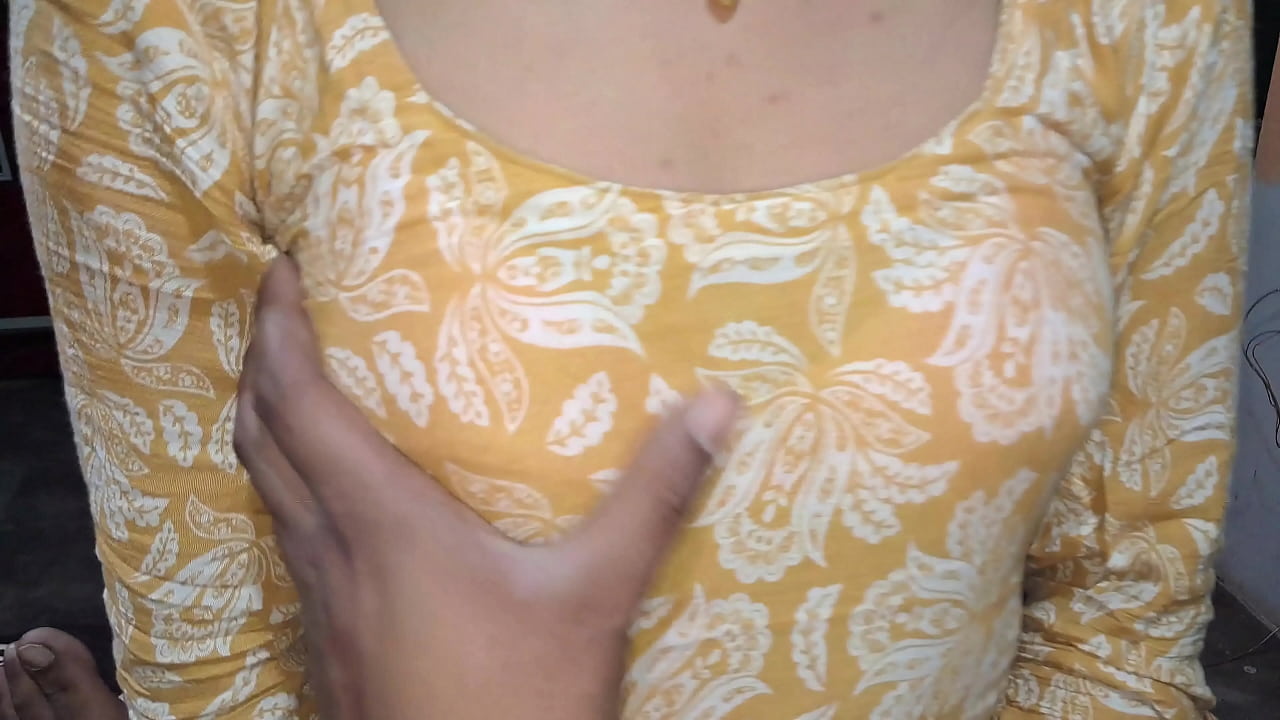 Desi Bhabhi Ki Chulbuli Jawani &ndash; Ras Bhari Chudai Ka Asli Maza!