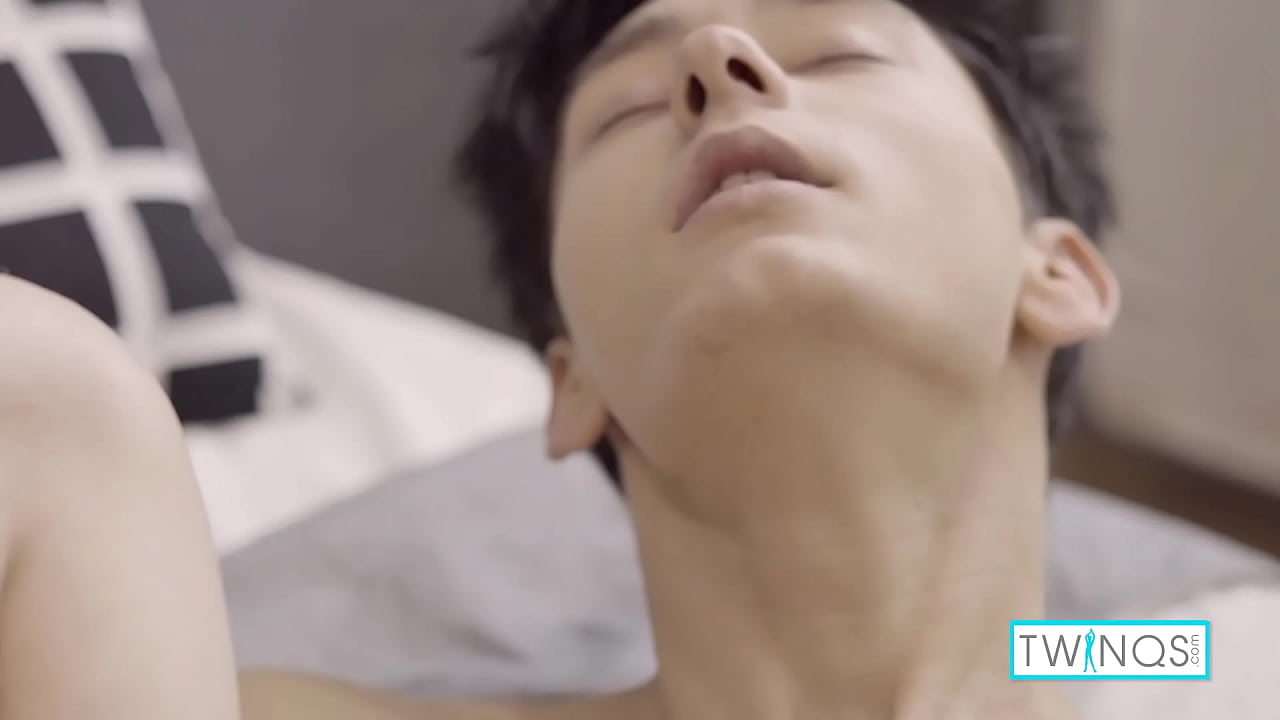 Fucking His Hand! Logan Also Finger Fucks Himself During solo Session!