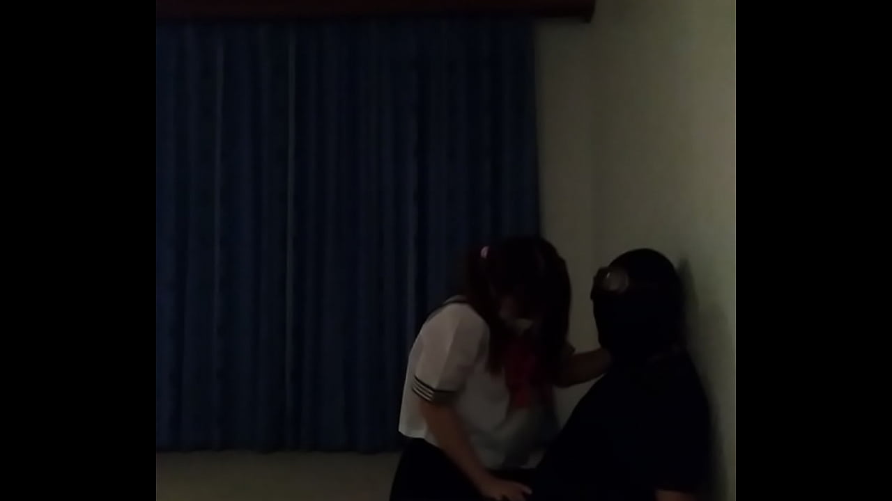 groin kick hard knee ballbusting