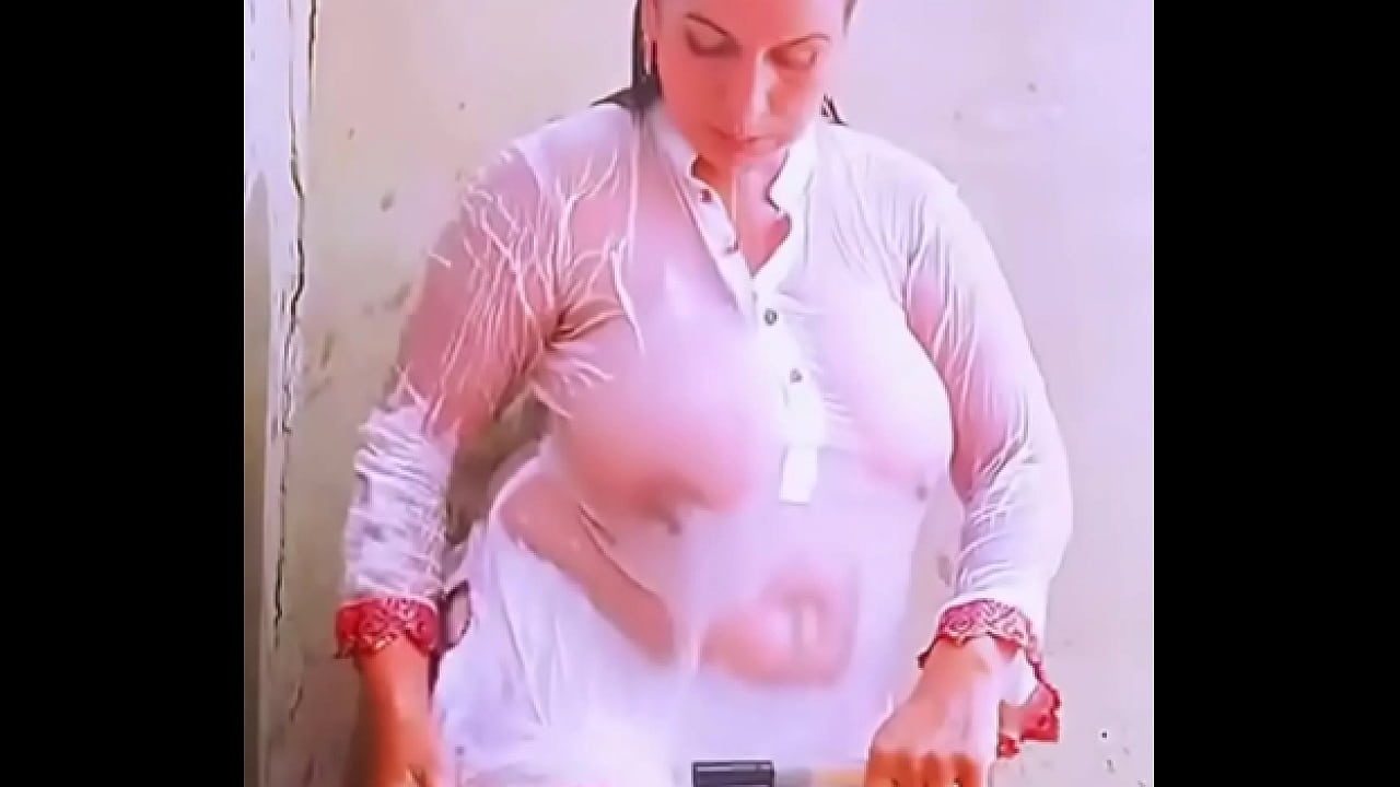 desi bhabi big boobs