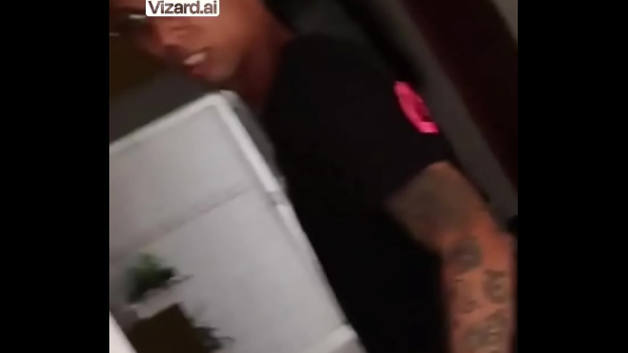 Apoyando nuevos talentos en la m&uacute;sica urbana #elchicletv #exito #chiclenoticias #cantante #comunidad #atrevidoypegajoso