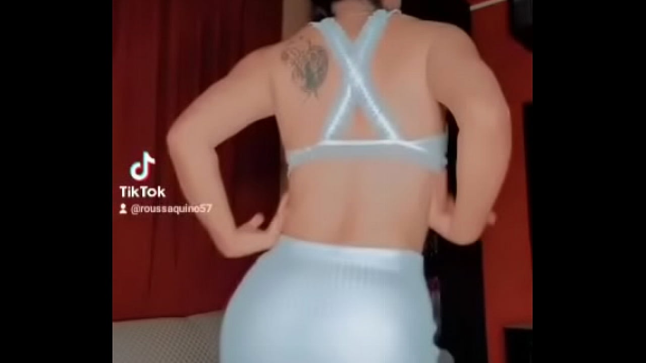 La llaman Rous Aquino en las redes sociales