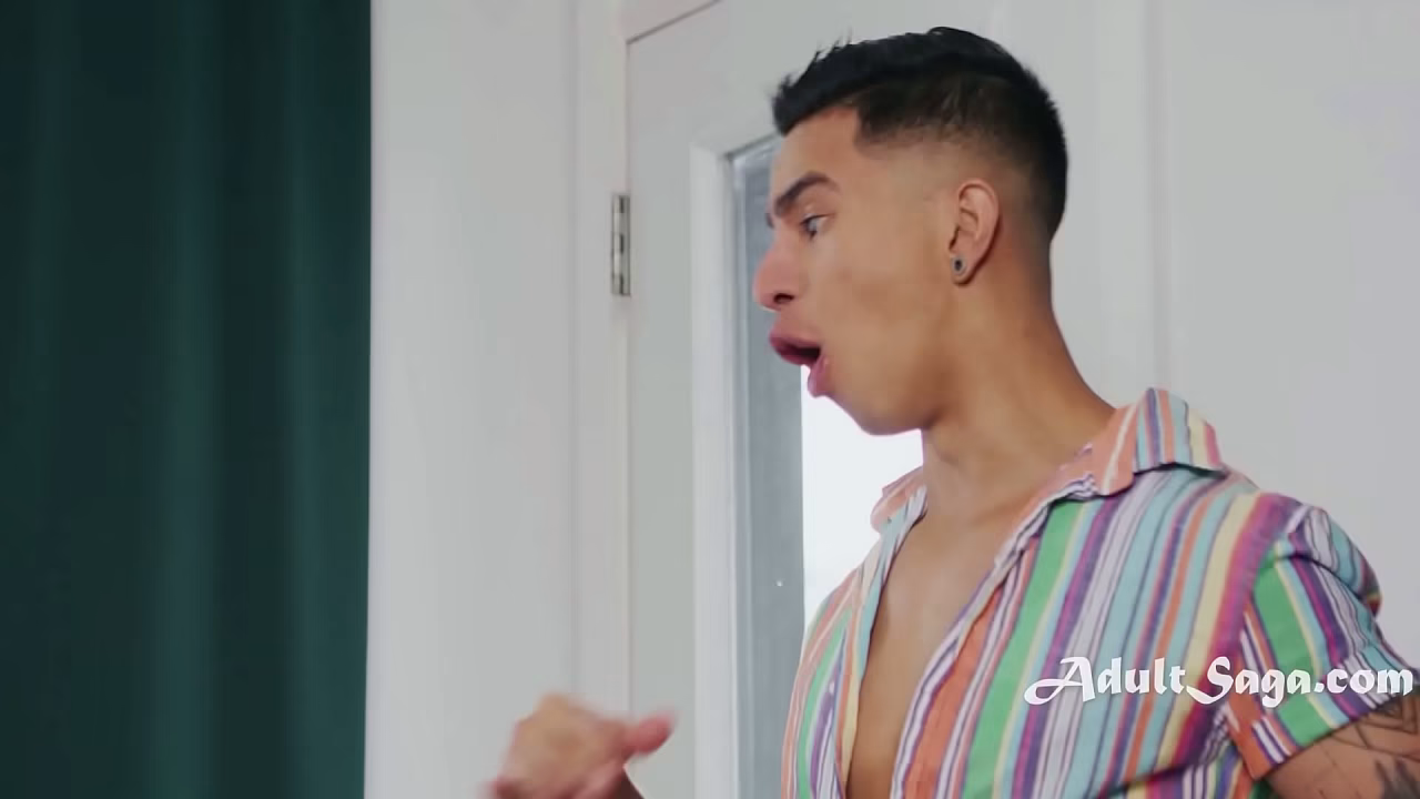 2 Guys Wait Swipe On Hot Chick From Dating App Who Happens To Be A Dude