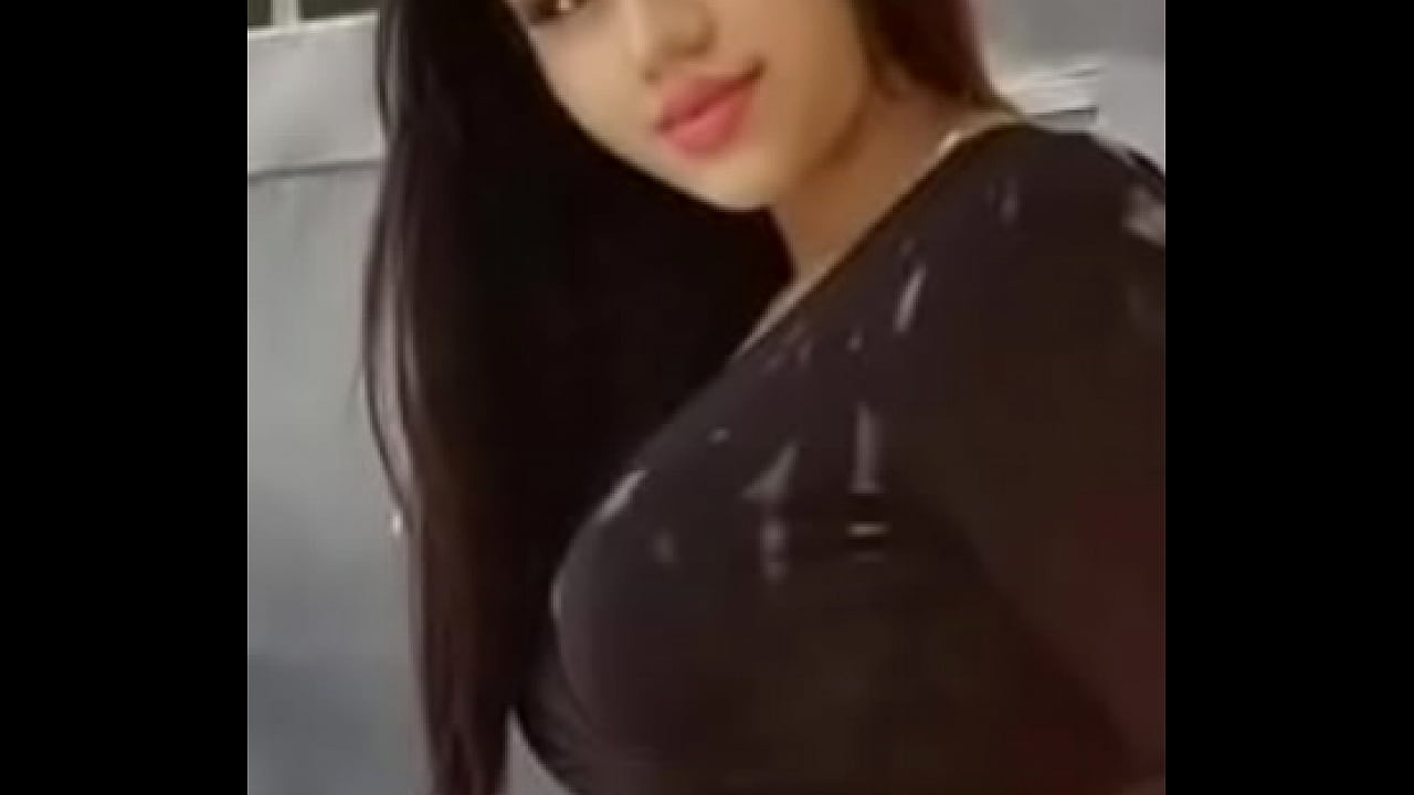 Chapiadora pide dinero por fotos desnudas