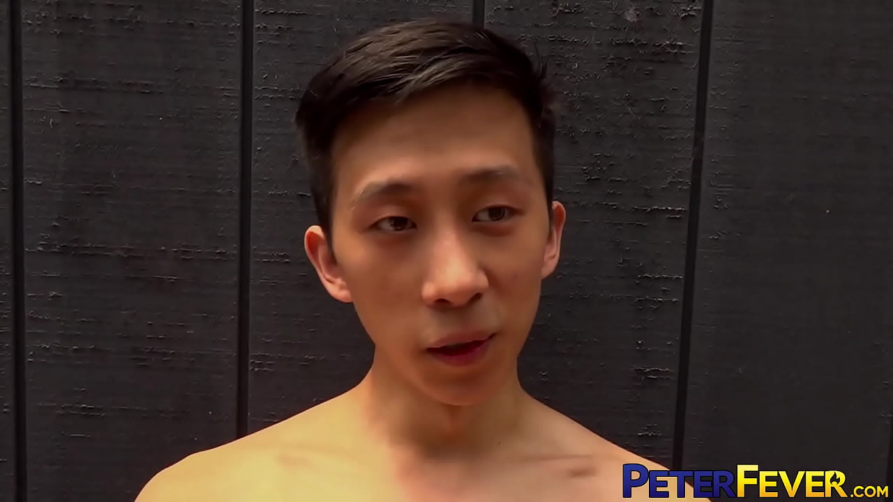Athletic Gaysian Masturbates And Jizzes