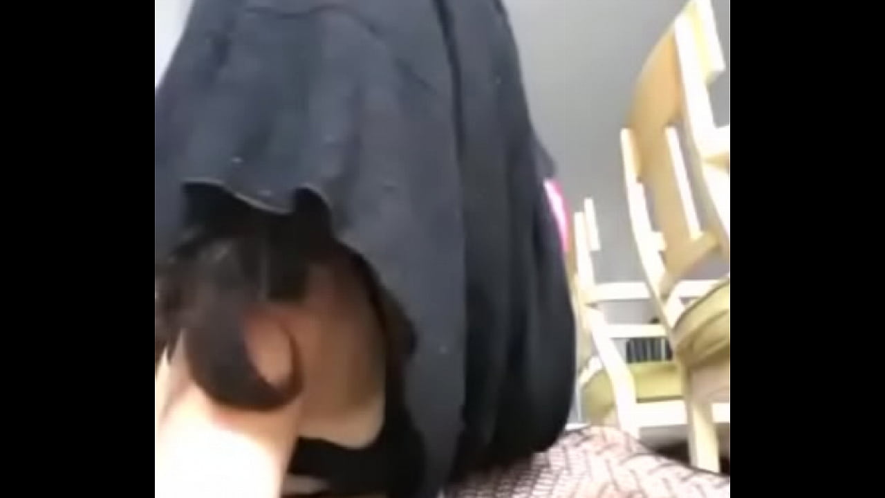 jovencita se masturba frente su camara - casero real 2017