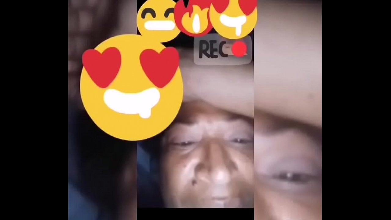 Sexo por c&aacute;mara con extranjera morena