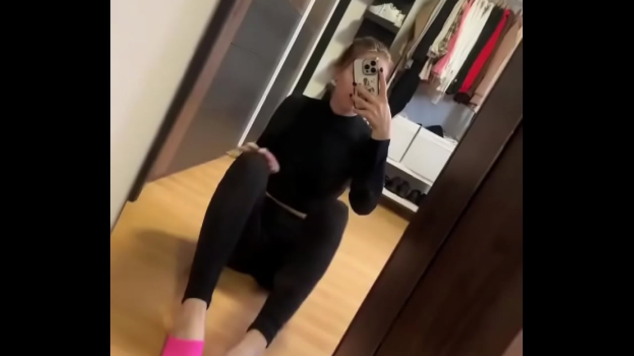 Good morning ;)#blacknails #fetish #feetworld #feet  girl creator #pinksocks #socksfetisch #soles