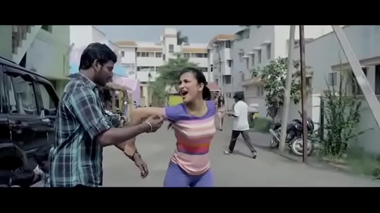 Shruti Hassan Hot kisses & Sexy Romantic Scenes Compilation (1)