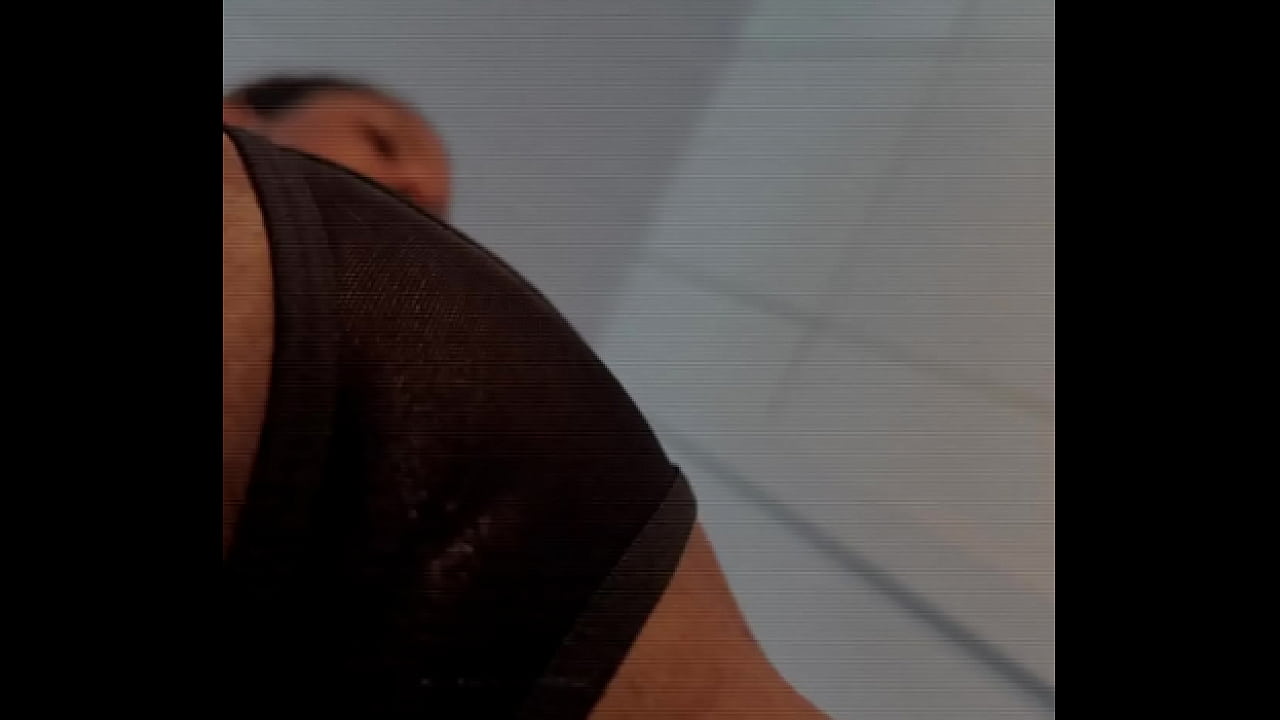 Posso sentar na sua cara?