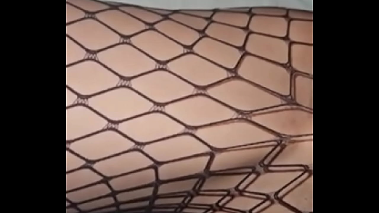 Delicate skinny gives me her body