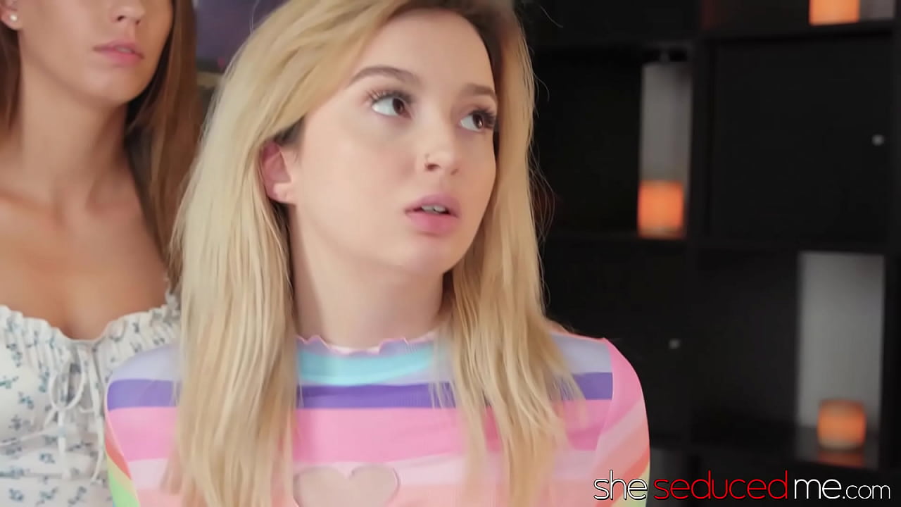 Stepsisters Share One Girlfriend In 3way