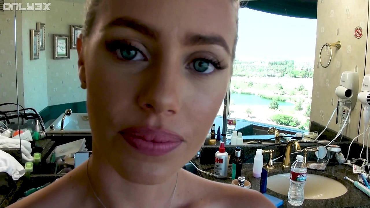 Nicole Aniston Fucks The Men She Dates