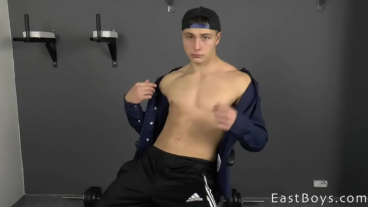 Randall White came to our studio with a simple task to provide 30 minute entertainment for us.