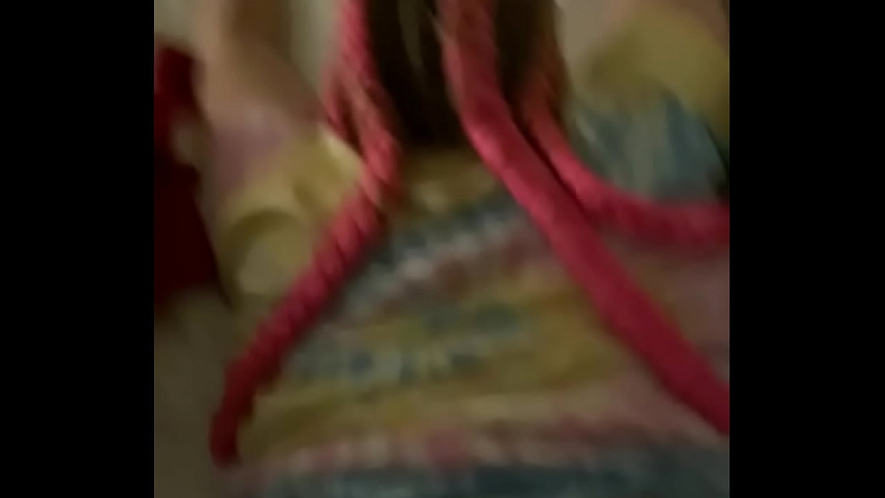 White gurl claps back