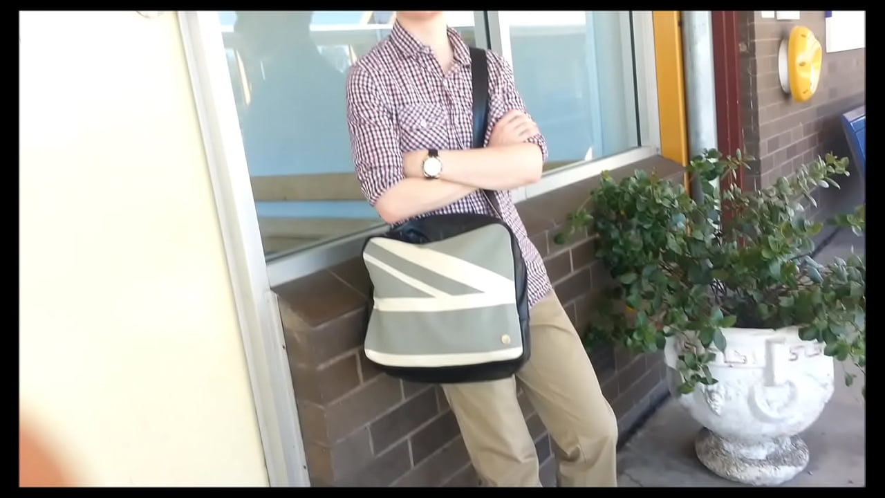 Johnny Bourke Trailer final