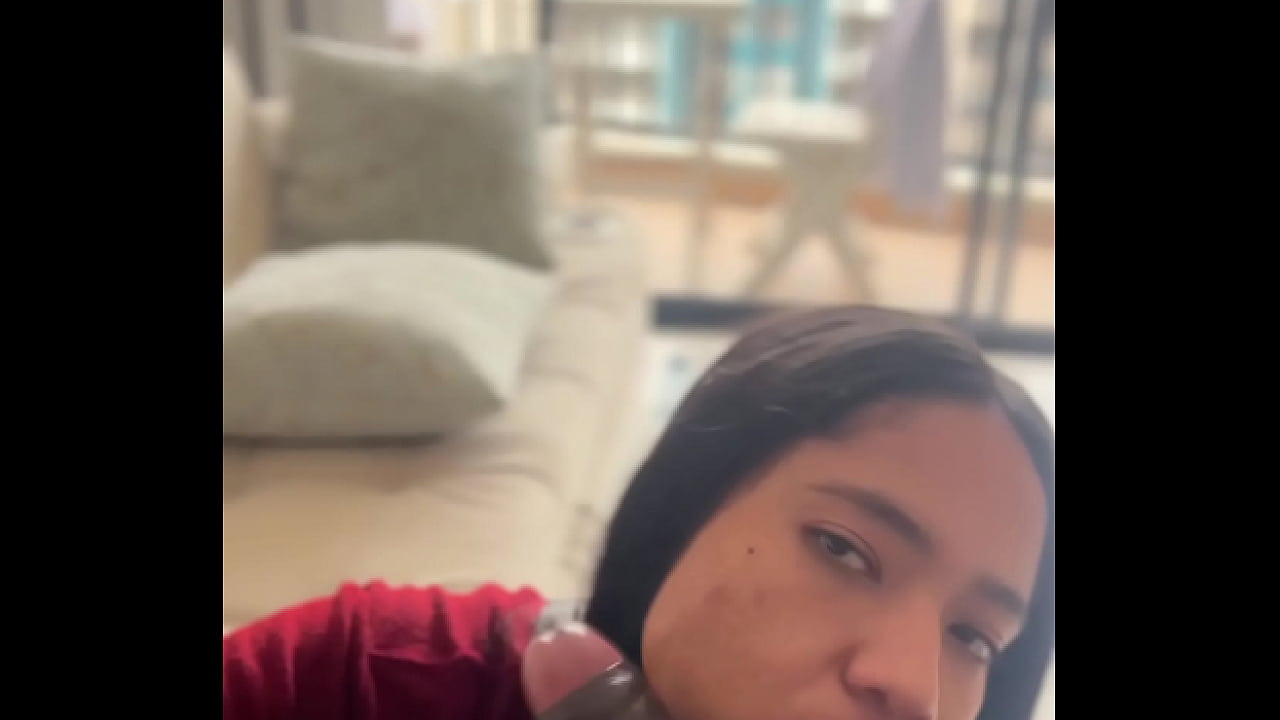 She just wants to enjoy the huge cock of her appreciated neighbor -amateur couple- nysdel