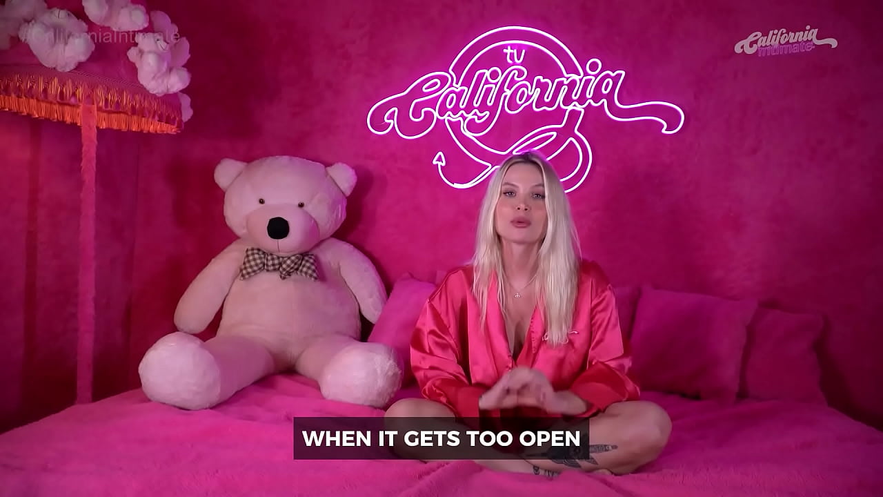 LOIRA GOSTOSA TOCANDO SIRIRICA