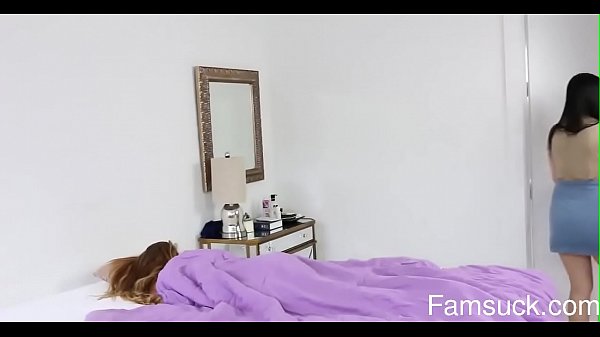 stepsiblings fucking each other