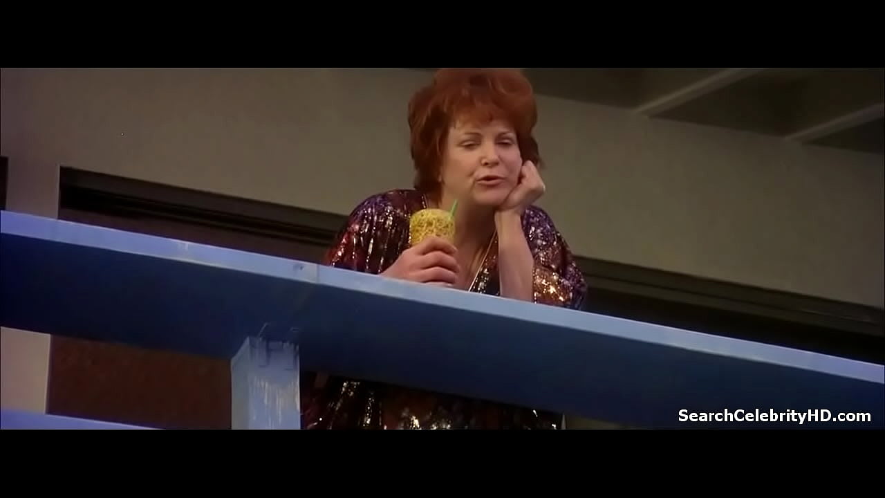 Lori Singer in Short Cuts 1993