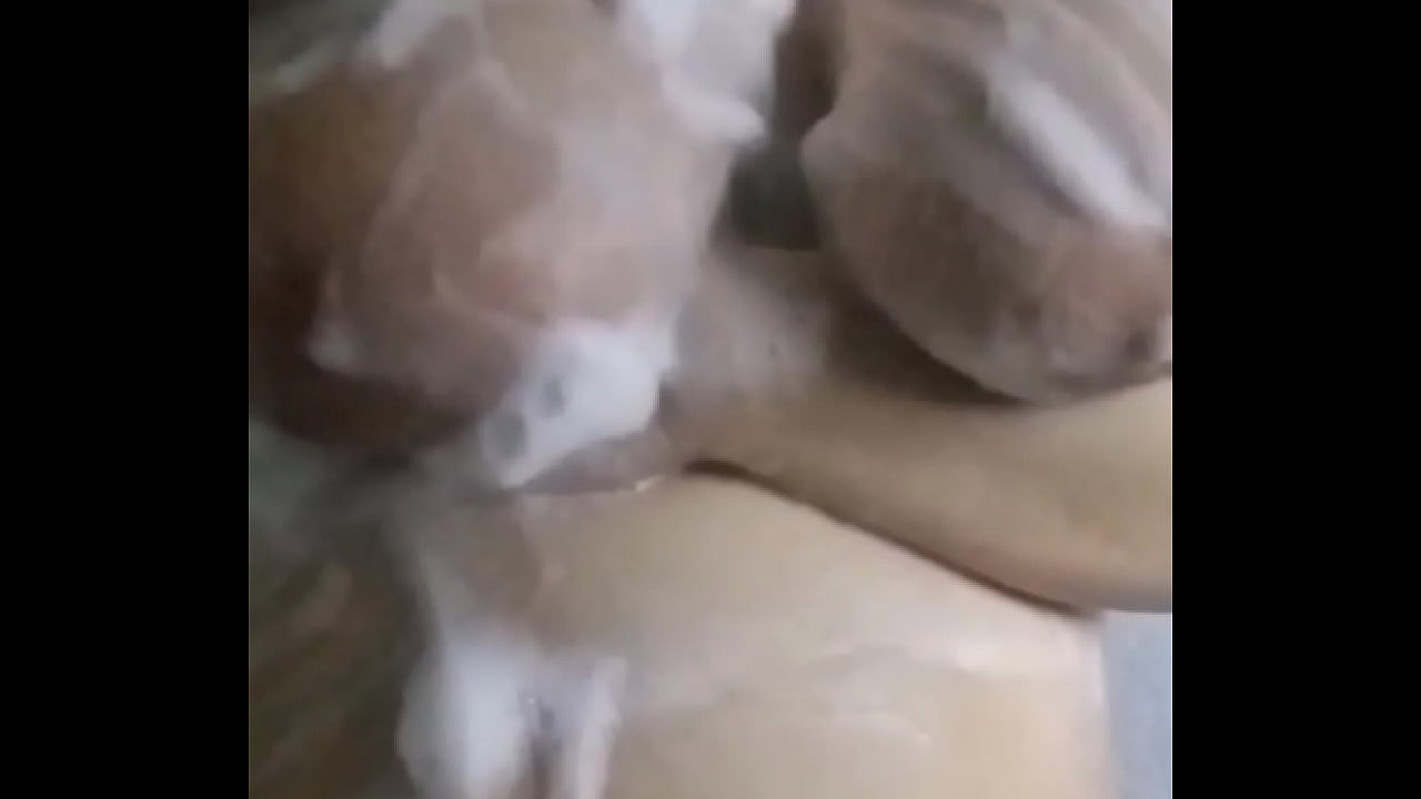 Le ofrec&iacute; el culo a mi padrastro, me dej&oacute; con las ganas de probar su rica verga