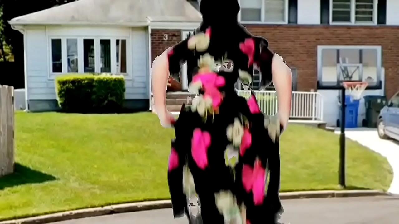 Little cock shemale in the park sexy dance hot public striptease cosplayer babe