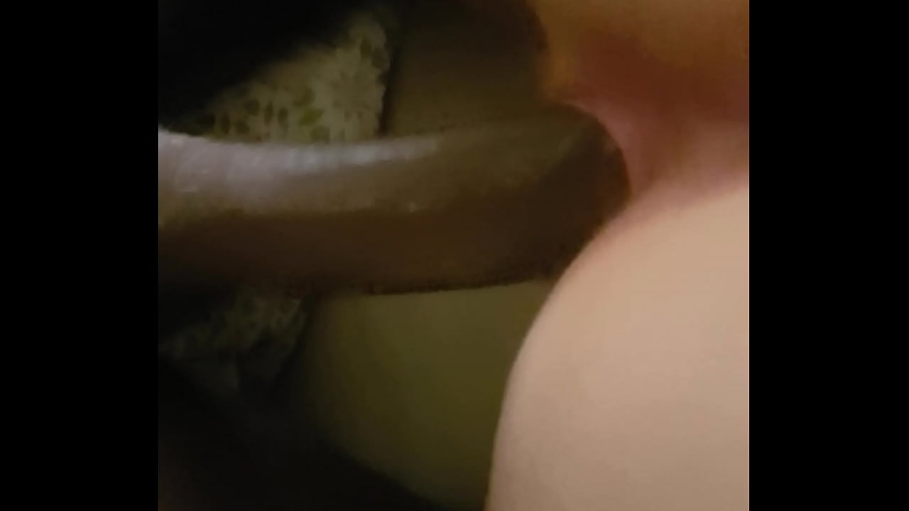 Digging to deep for my horny neighbour