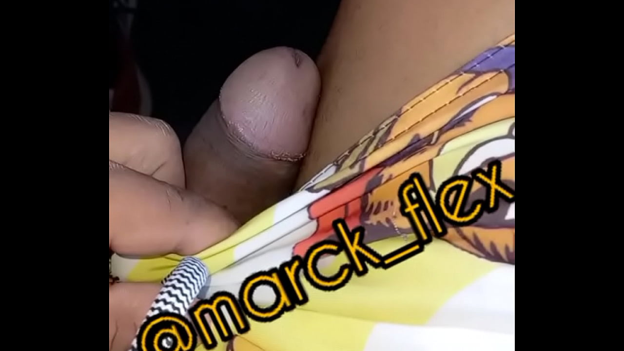 Marck flex punhetando no &ocirc;nibus