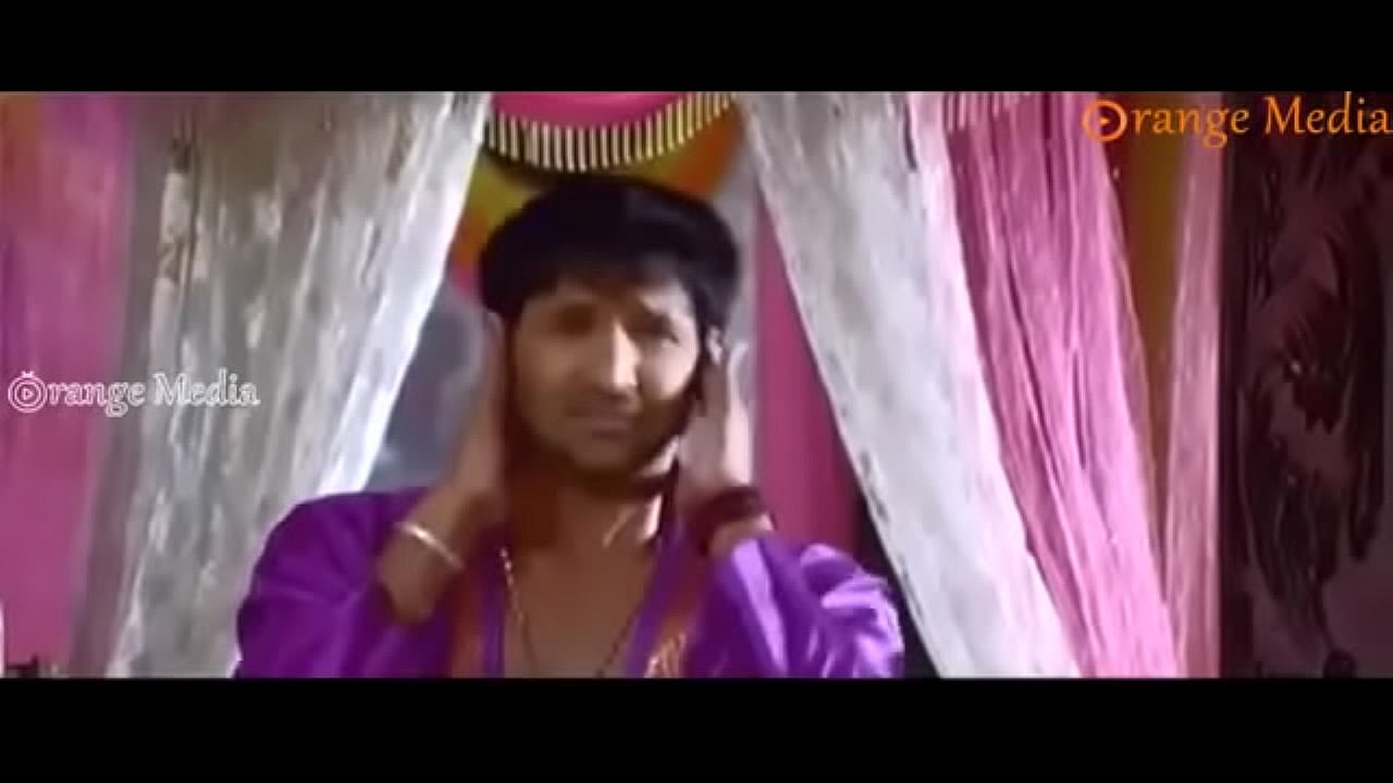 Hansika hot scene from Vishnu Denikaina ready telugu movie