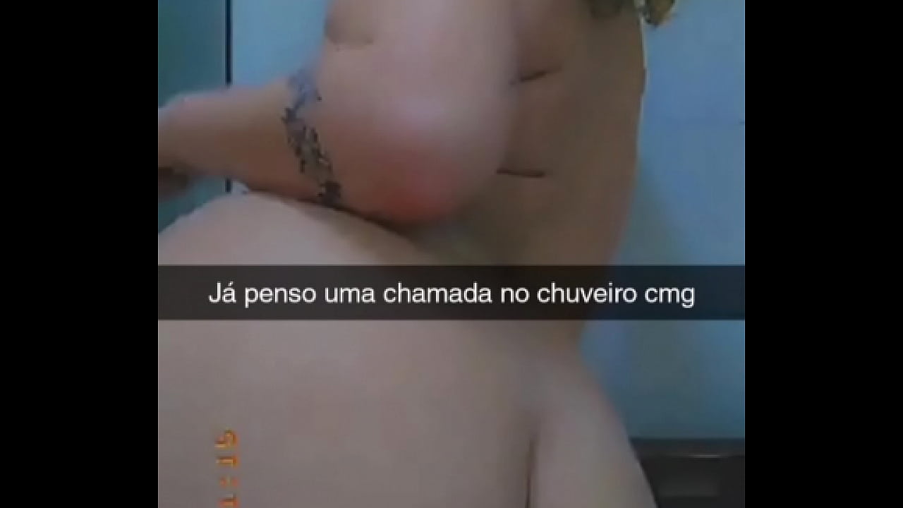 Loirinha do rab&atilde;o se exibindo