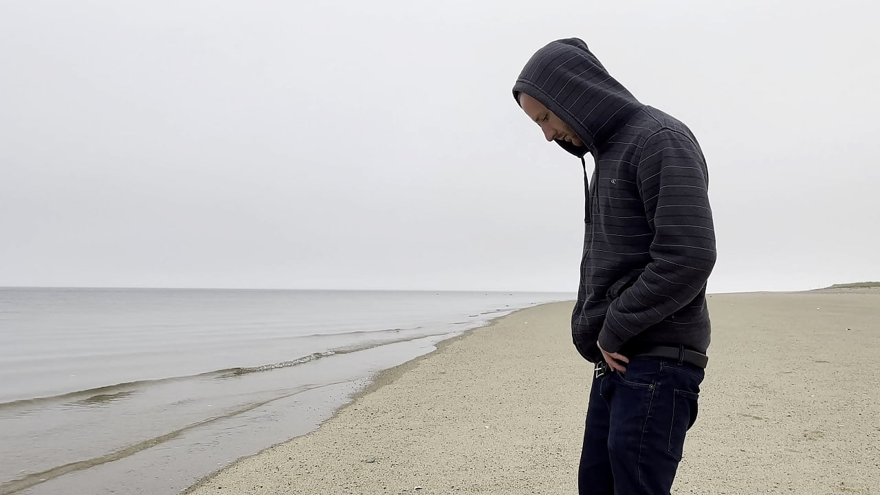 Voyeur Dick in Public Beach
