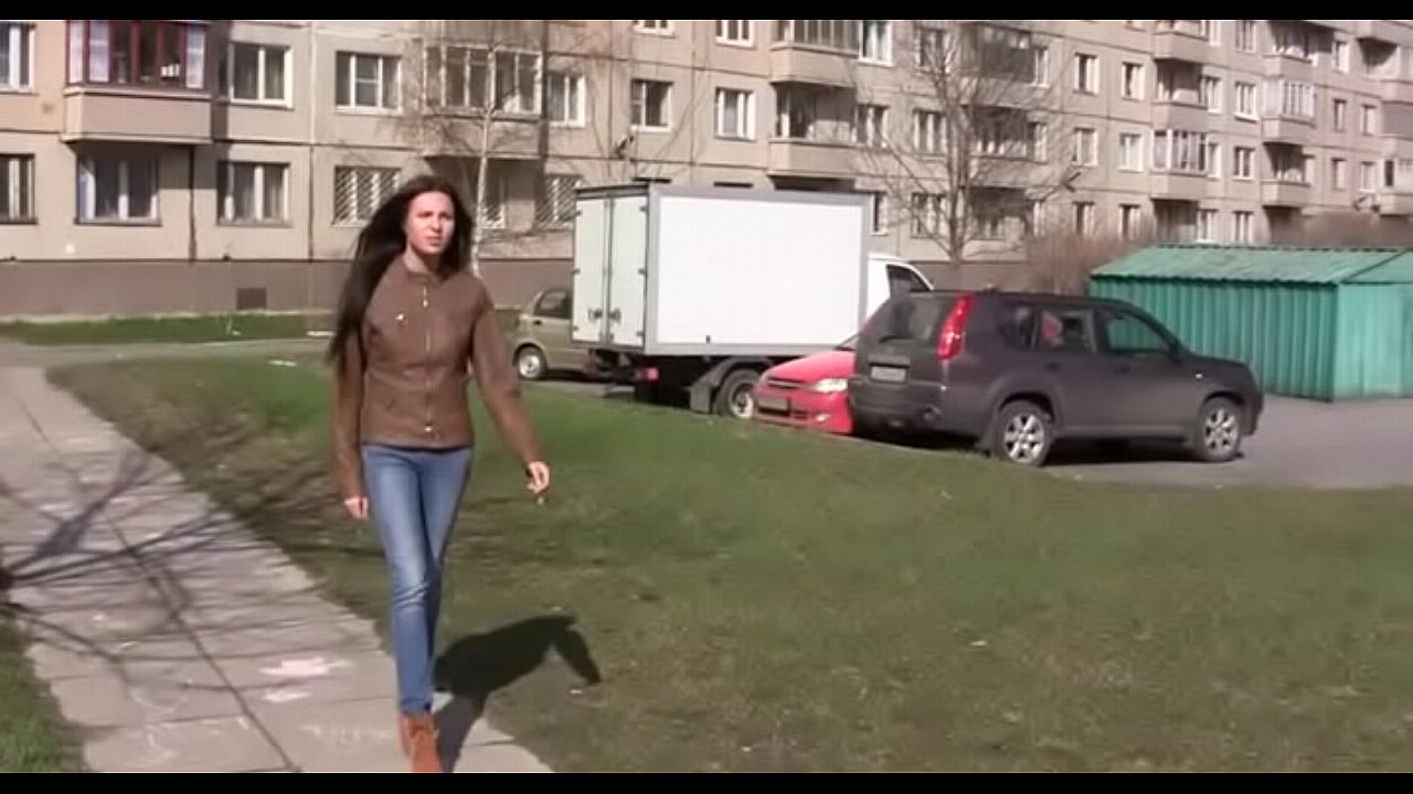 Lady wishes to make out