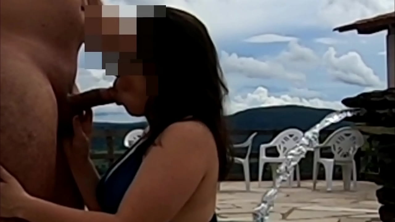 SEXO PISCINA NAMORADA GOSTOSA