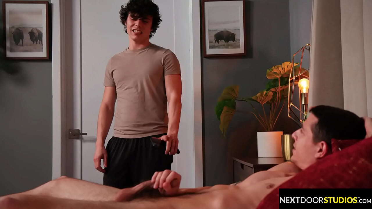 Bratty Hunk Kyle Wyncrest Rams Hot Stepbro Asher Day