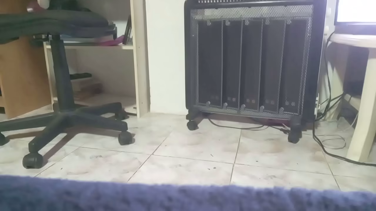 Me encanta follarme con mis juguetes