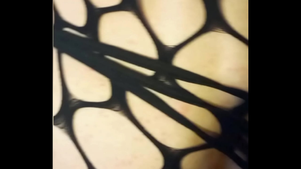 Neg&atilde;o pedreiro leitou o cuzinho