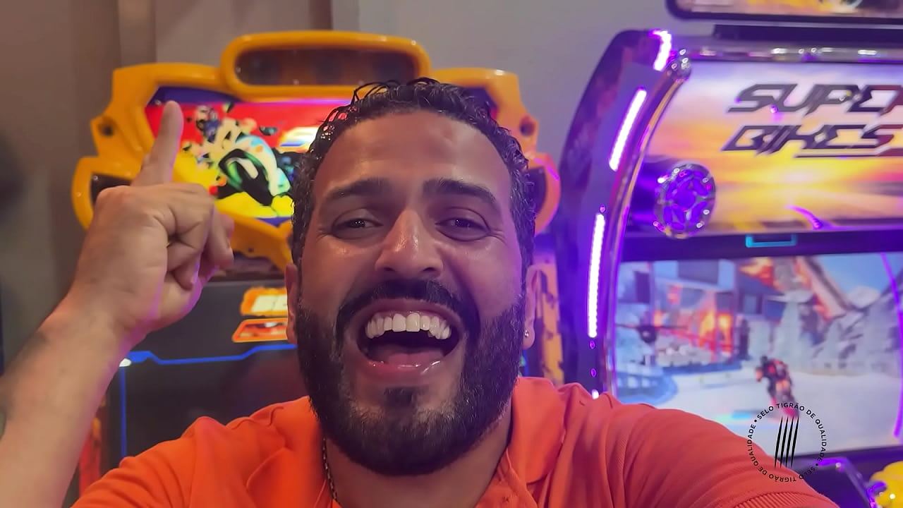 TRAILER - Rainha do anal