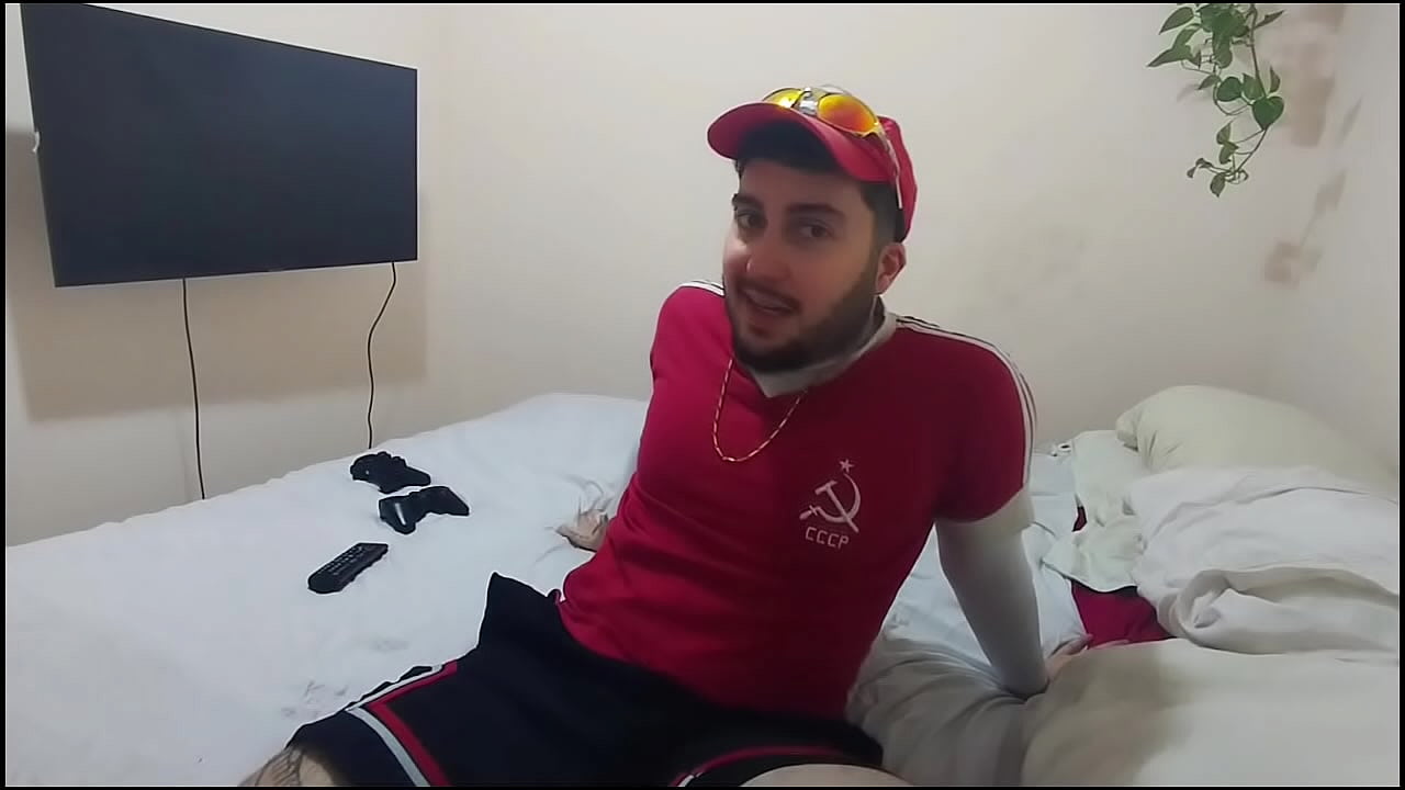 Perdi de prop&oacute;sito no videogame pro meu amigo comer meu cuzinho (COMPLETO NO RED)